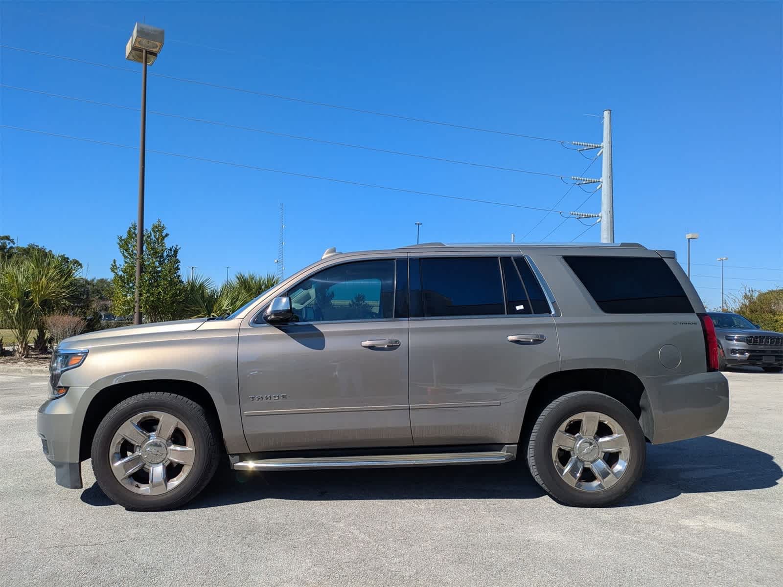 Thumbnail: 2017 Chevrolet Tahoe - 7