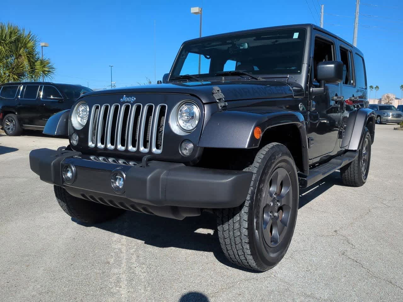 Thumbnail: 2017 Jeep Wrangler - 4