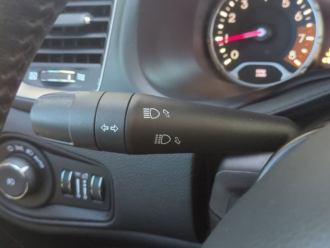 Thumbnail: 2022 Jeep Renegade - 28