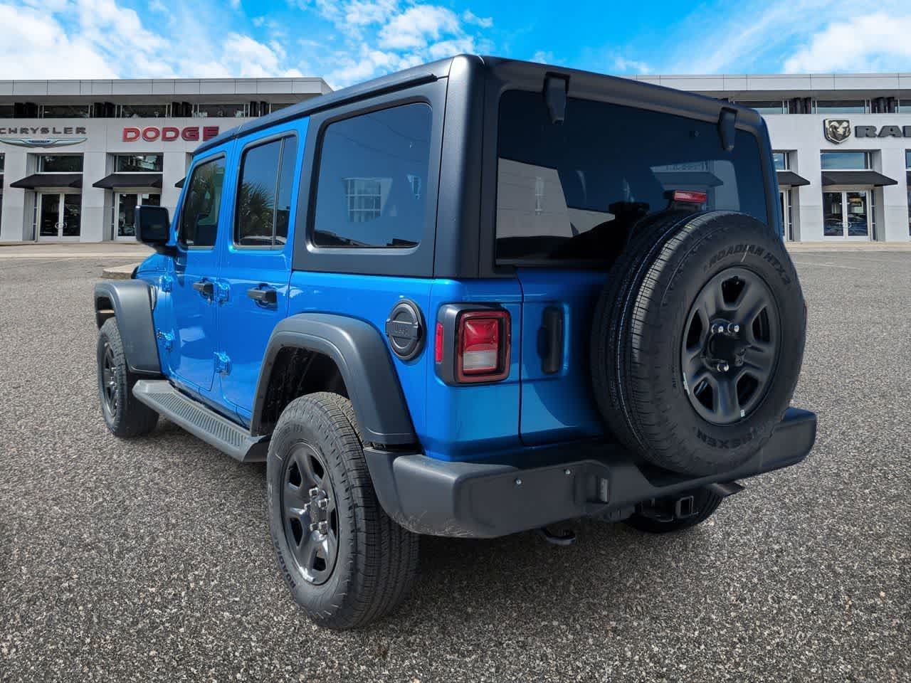 Thumbnail: 2026 Jeep Wrangler - 6