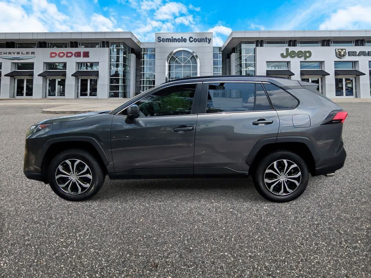 Thumbnail: 2021 Toyota RAV4 - 5