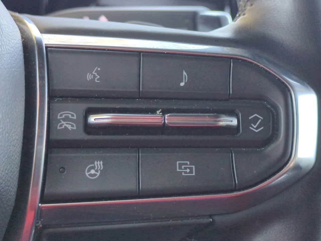 Thumbnail: 2025 GMC Acadia - 25