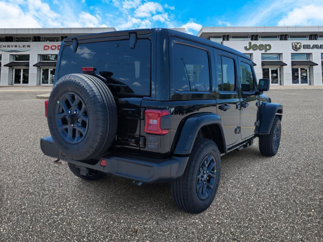 Thumbnail: 2026 Jeep Wrangler - 8