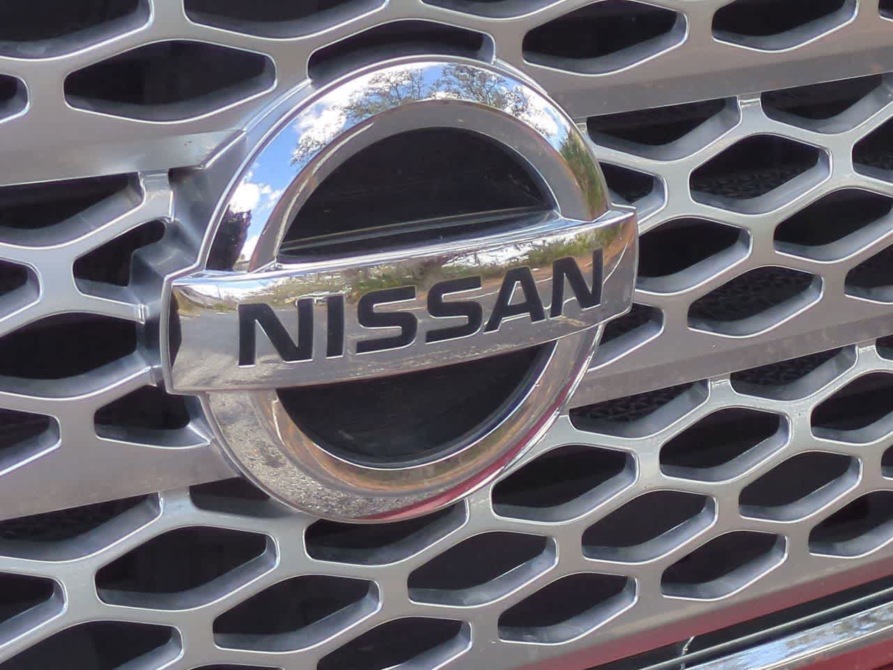 Thumbnail: 2018 Nissan Titan - 12