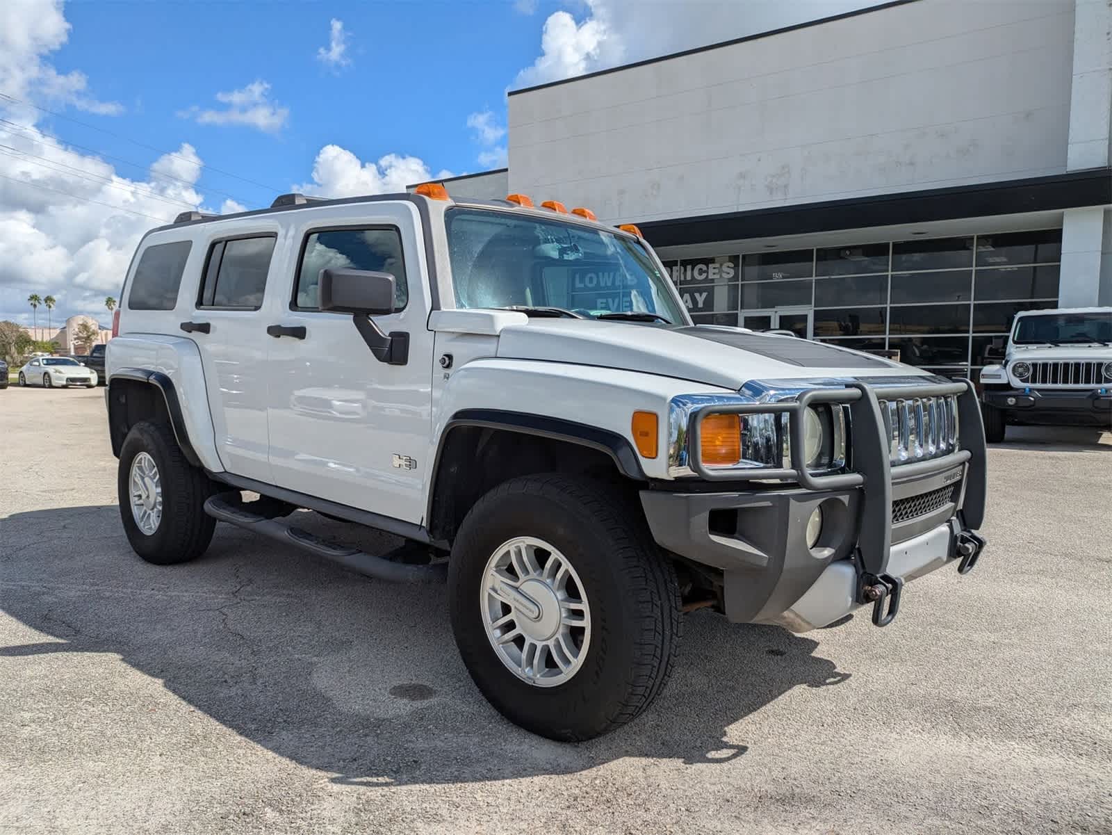 Thumbnail: 2009 Hummer H3 - 3