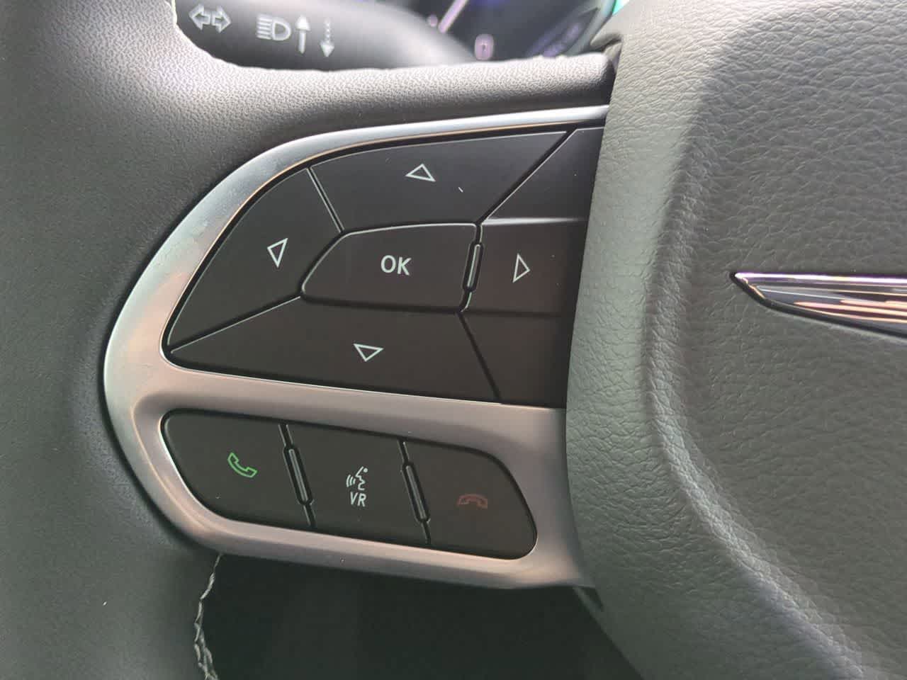 Thumbnail: 2026 Chrysler Voyager - 24