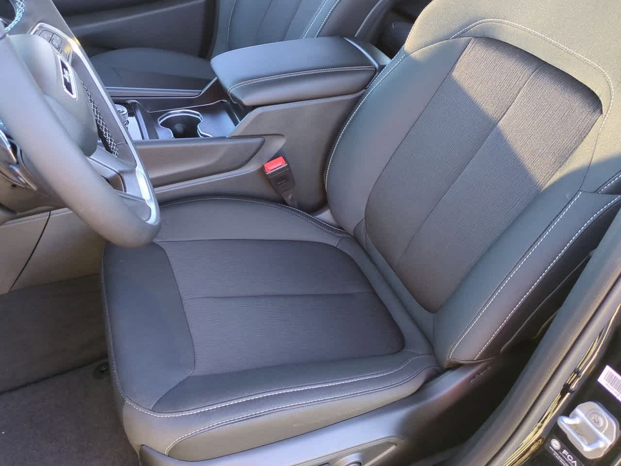 Thumbnail: 2025 Jeep Grand Cherokee L - 17