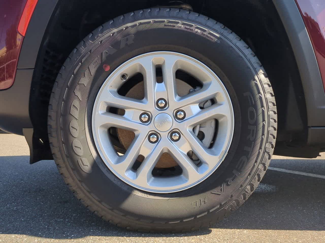 Thumbnail: 2025 Jeep Grand Cherokee - 14