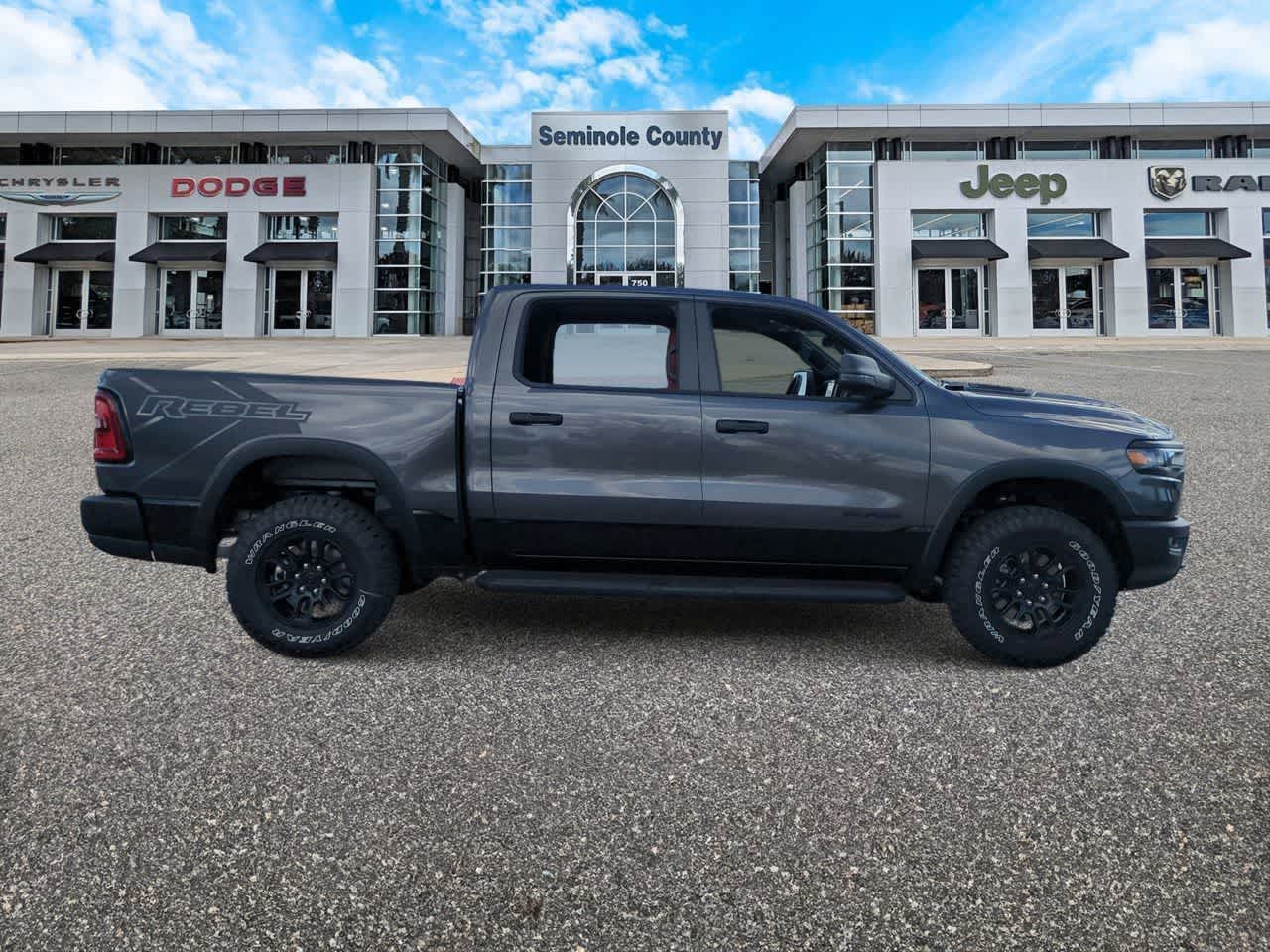 Thumbnail: 2026 RAM 1500 - 9