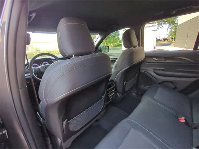 Thumbnail: 2025 Jeep Grand Cherokee - 19