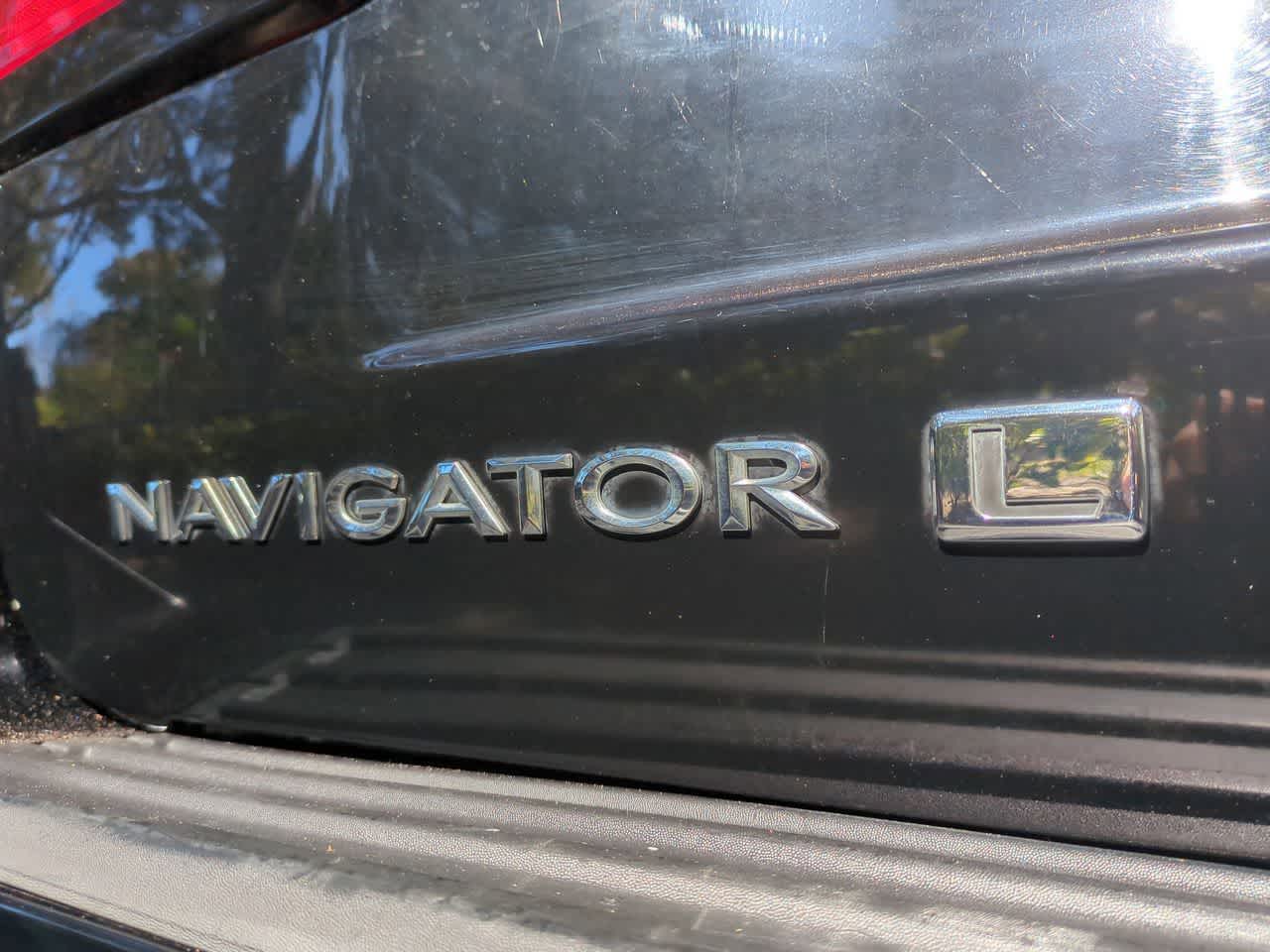 Thumbnail: 2017 Lincoln Navigator L - 13