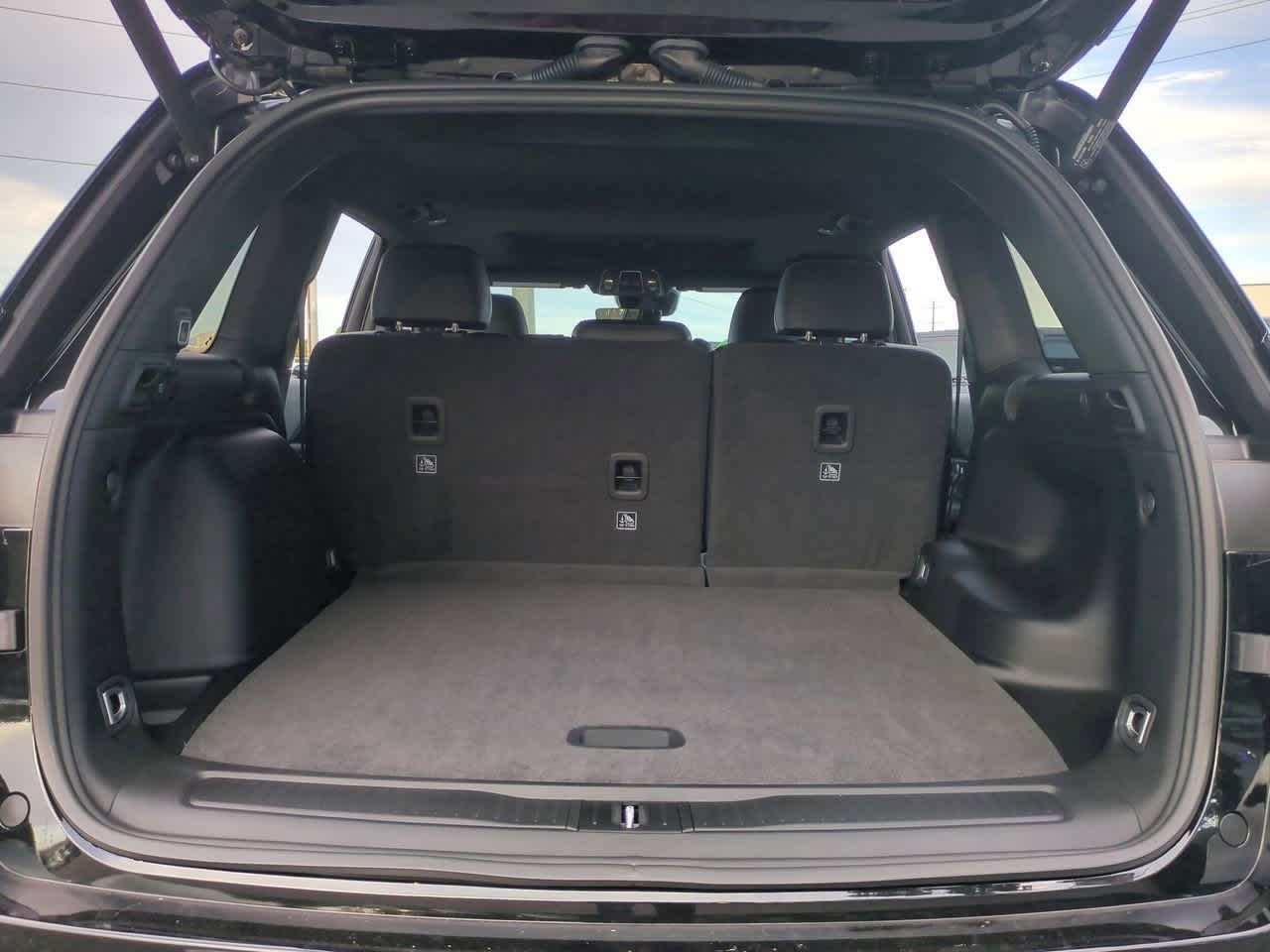 Thumbnail: 2025 Jeep Grand Cherokee - 35