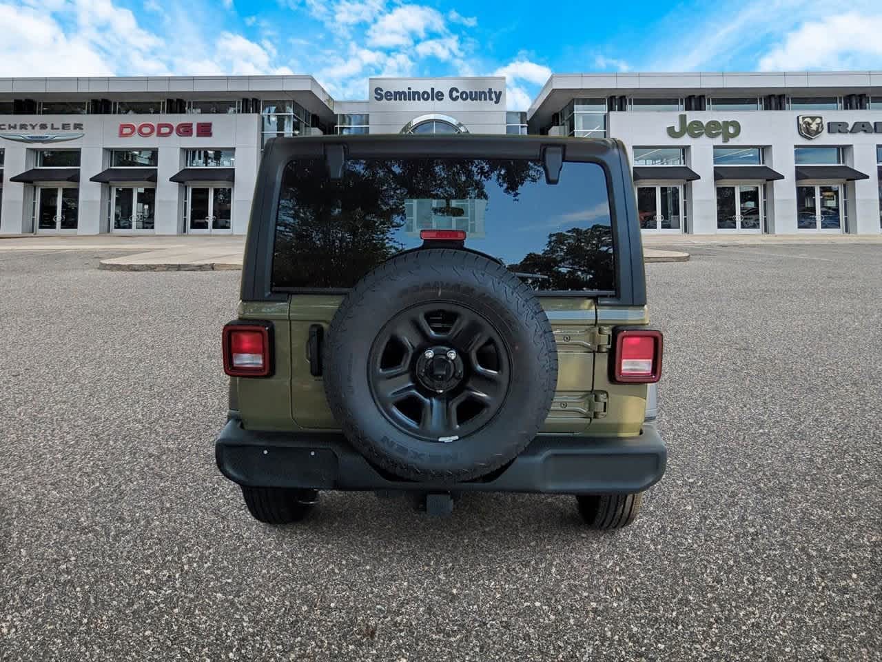 Thumbnail: 2025 Jeep Wrangler - 7
