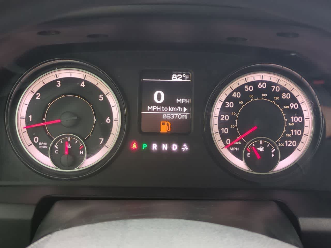 Thumbnail: 2019 RAM 1500 Classic - 32