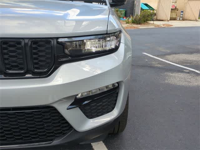 Thumbnail: 2025 Jeep Grand Cherokee - 11