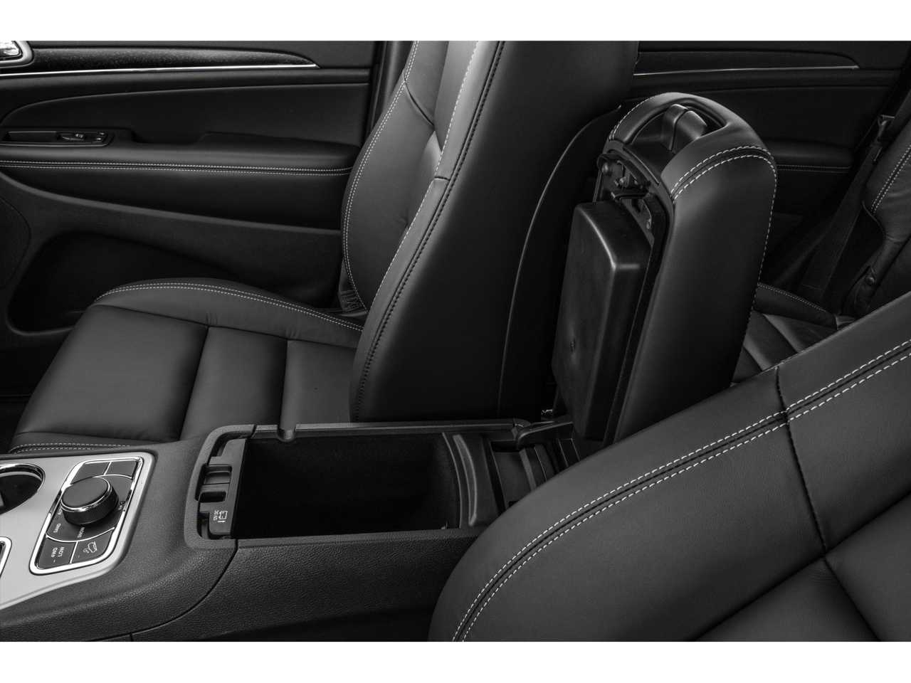 Thumbnail: 2021 Jeep Grand Cherokee - 10