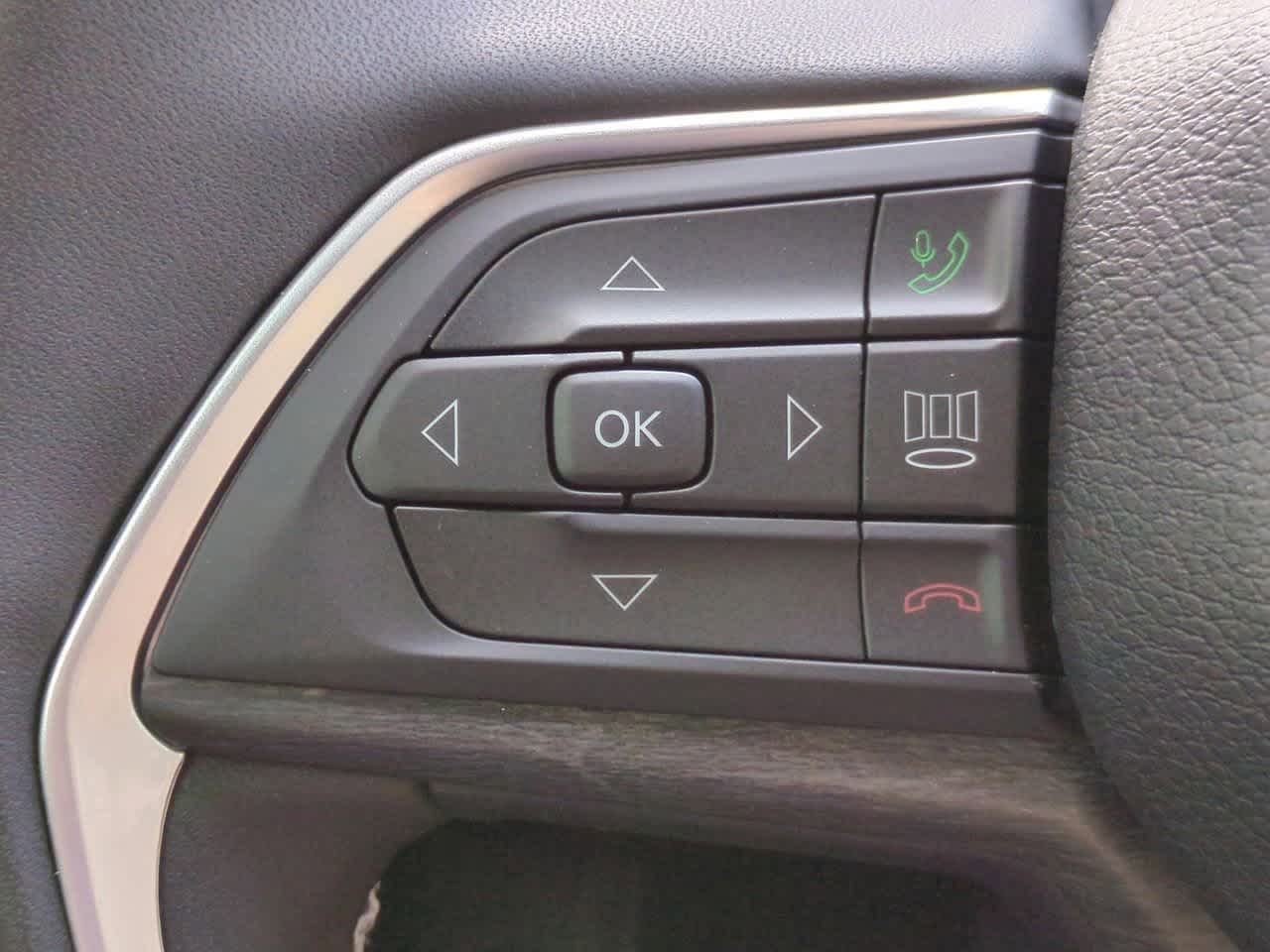 Thumbnail: 2025 Jeep Grand Cherokee - 26