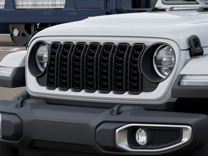 Thumbnail: 2026 Jeep Gladiator - 11