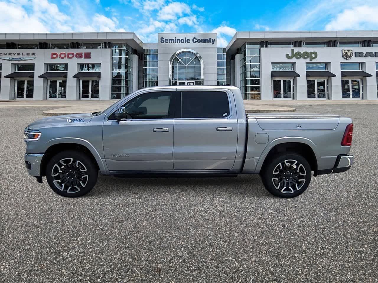 Thumbnail: 2025 RAM 1500 - 5
