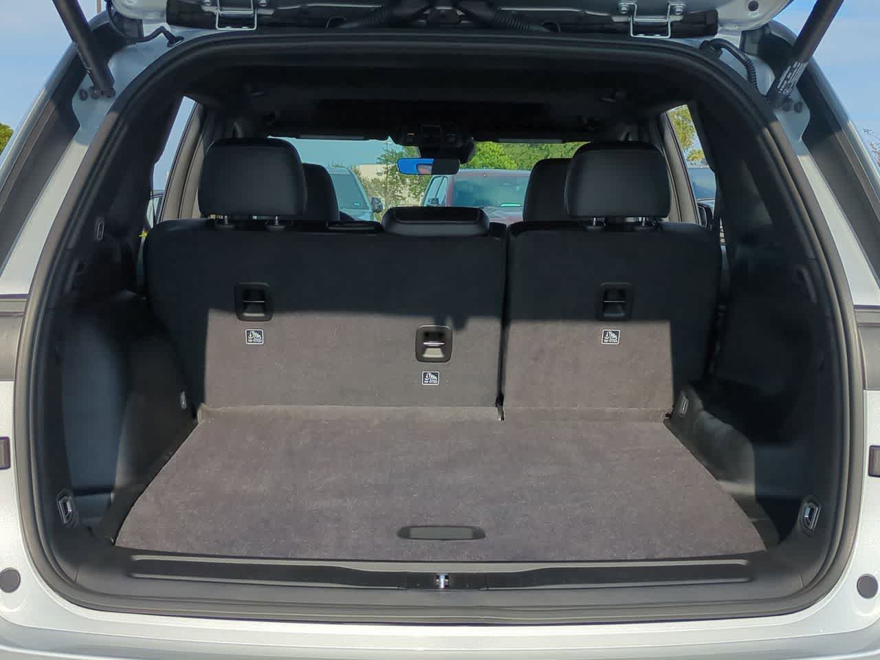 Thumbnail: 2025 Jeep Grand Cherokee - 35