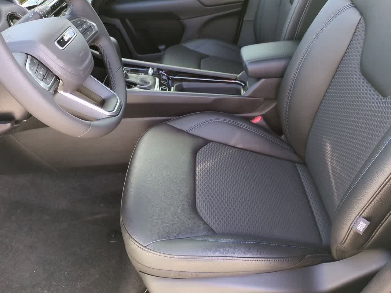 2025 Jeep Compass Latitude 15