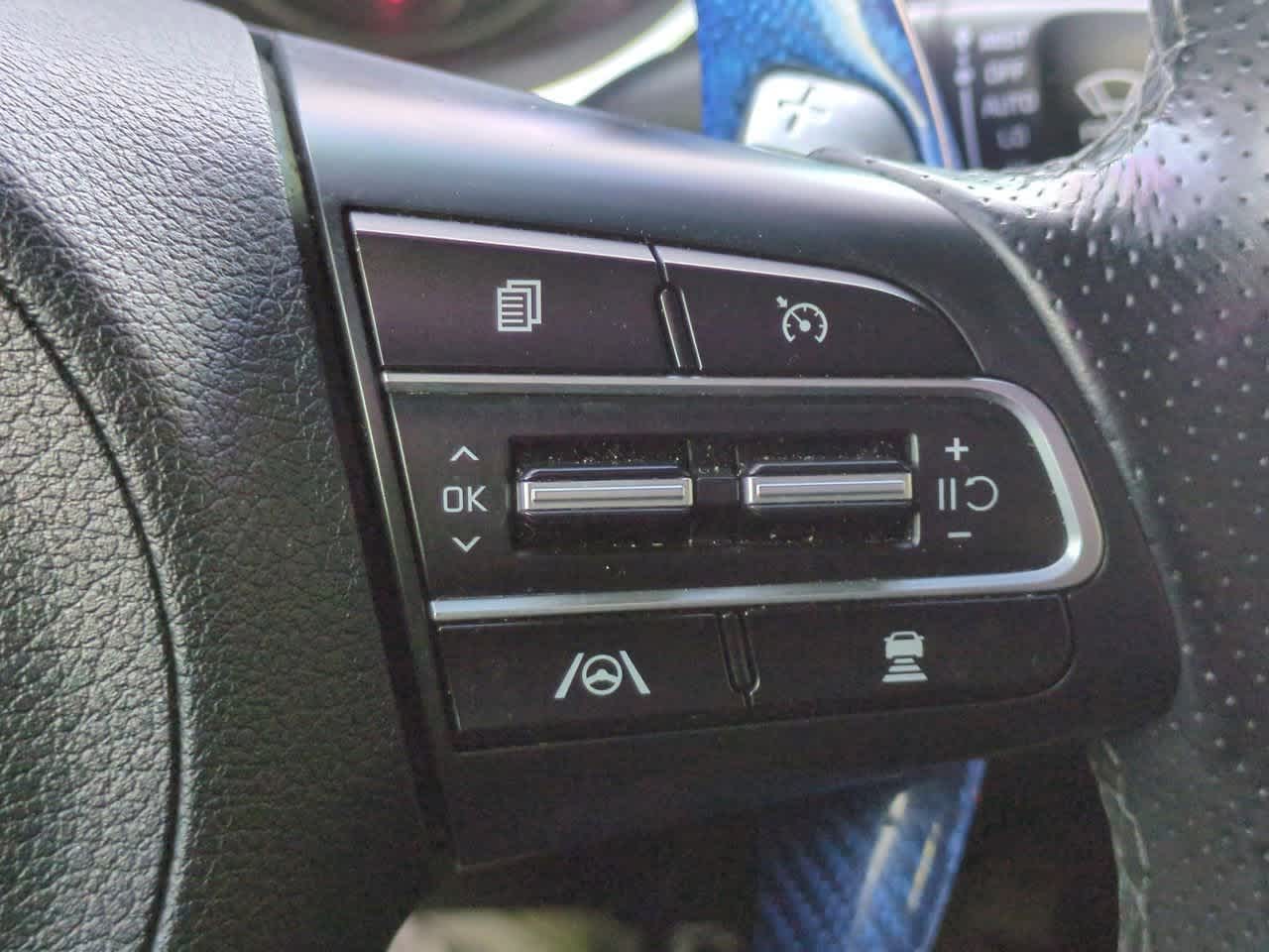 Thumbnail: 2022 Kia Stinger - 25