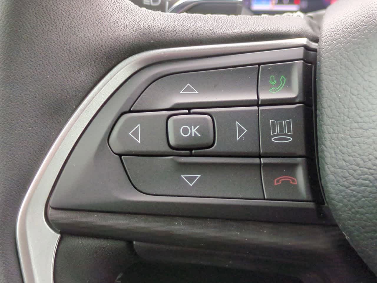 Thumbnail: 2025 Jeep Grand Cherokee - 24