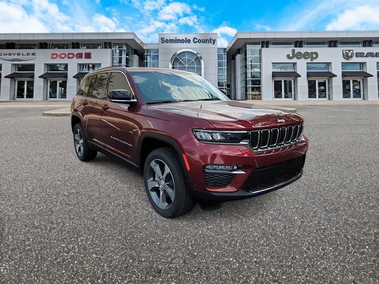 Thumbnail: 2025 Jeep Grand Cherokee - 2