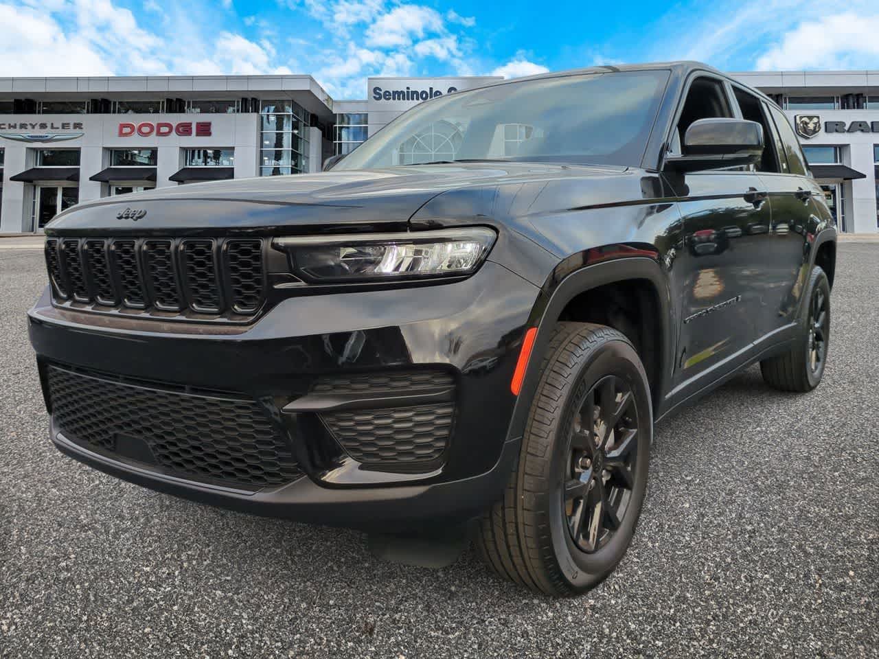 Thumbnail: 2025 Jeep Grand Cherokee - 4