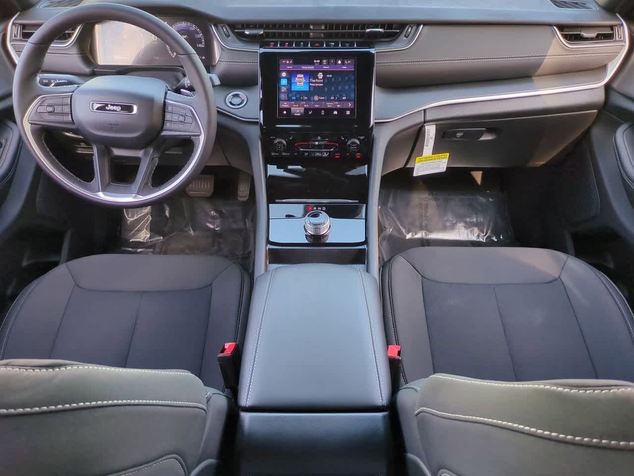 Thumbnail: 2025 Jeep Grand Cherokee - 16