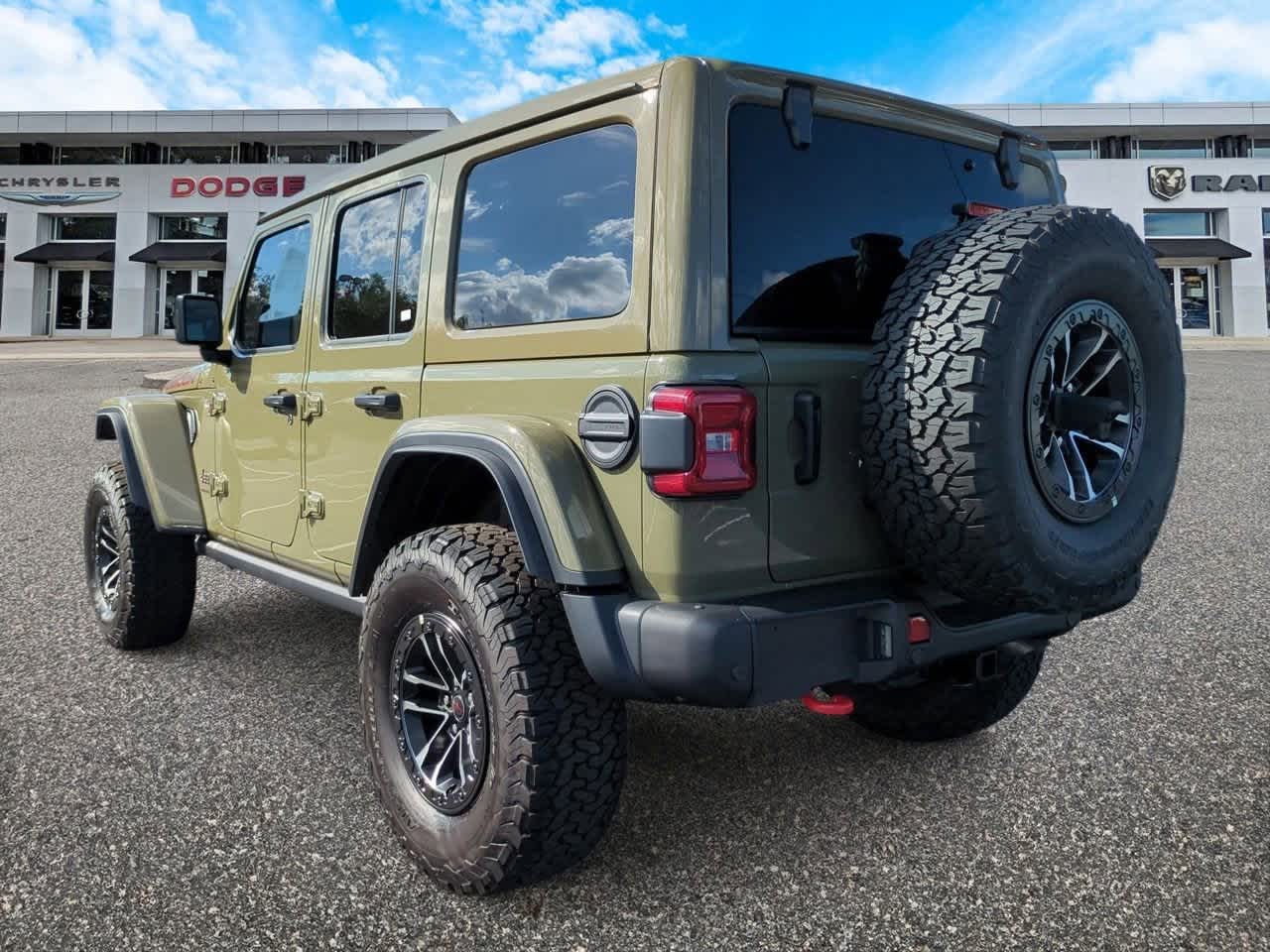 Thumbnail: 2025 Jeep Wrangler - 6