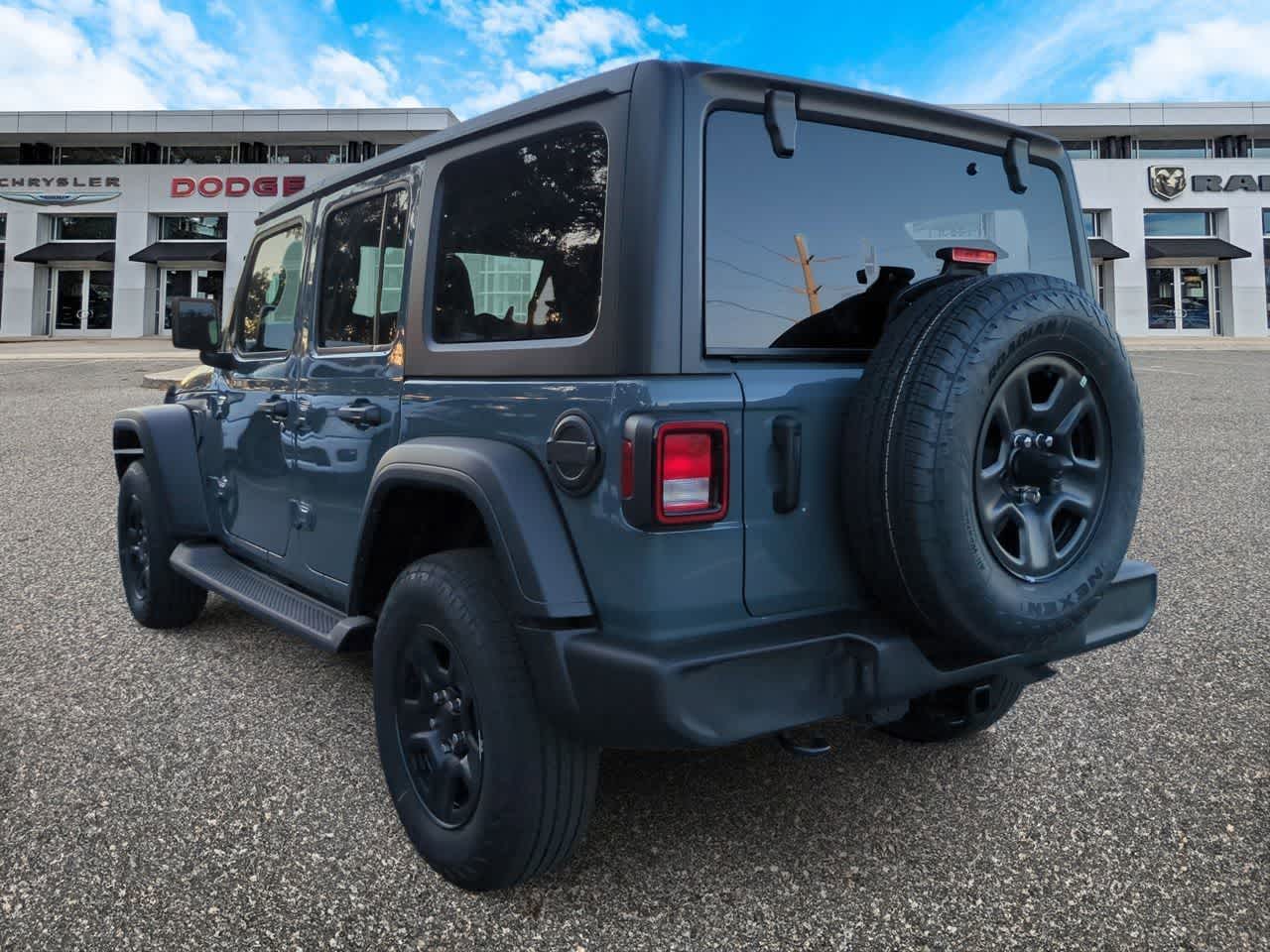 Thumbnail: 2026 Jeep Wrangler - 6