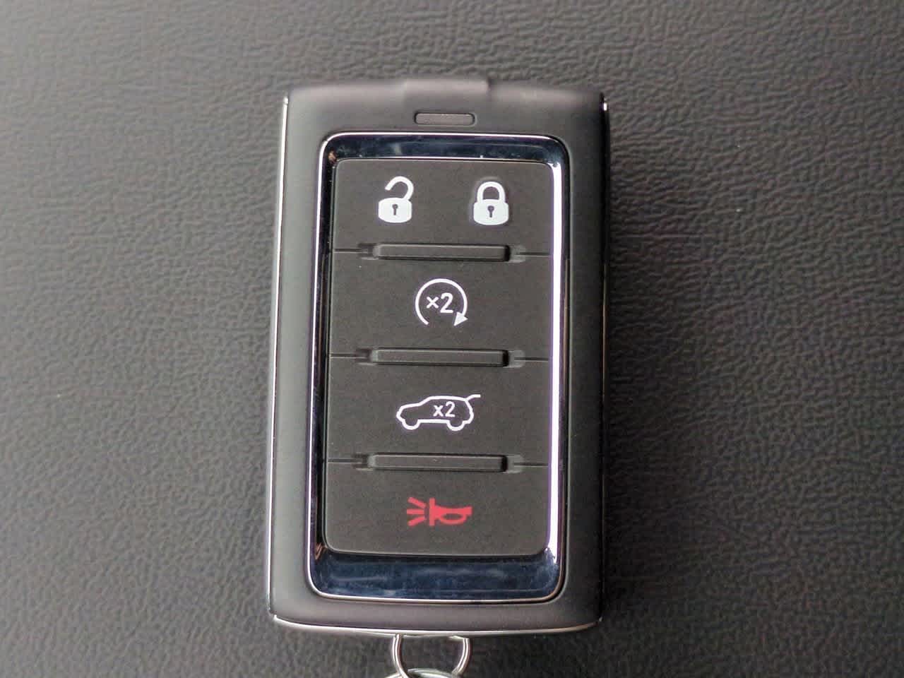 Thumbnail: 2025 Jeep Grand Cherokee - 35