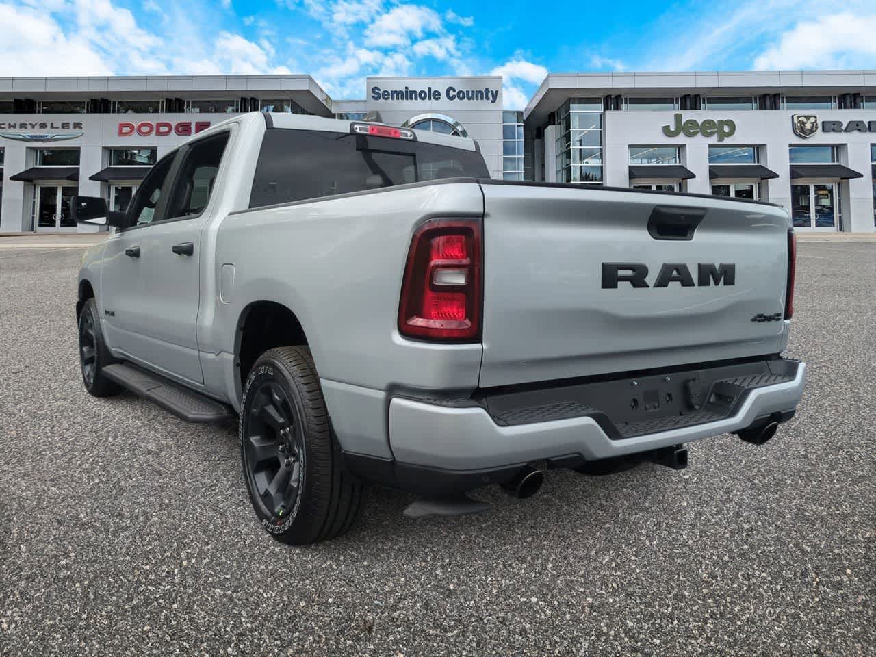 Thumbnail: 2026 RAM 1500 - 6