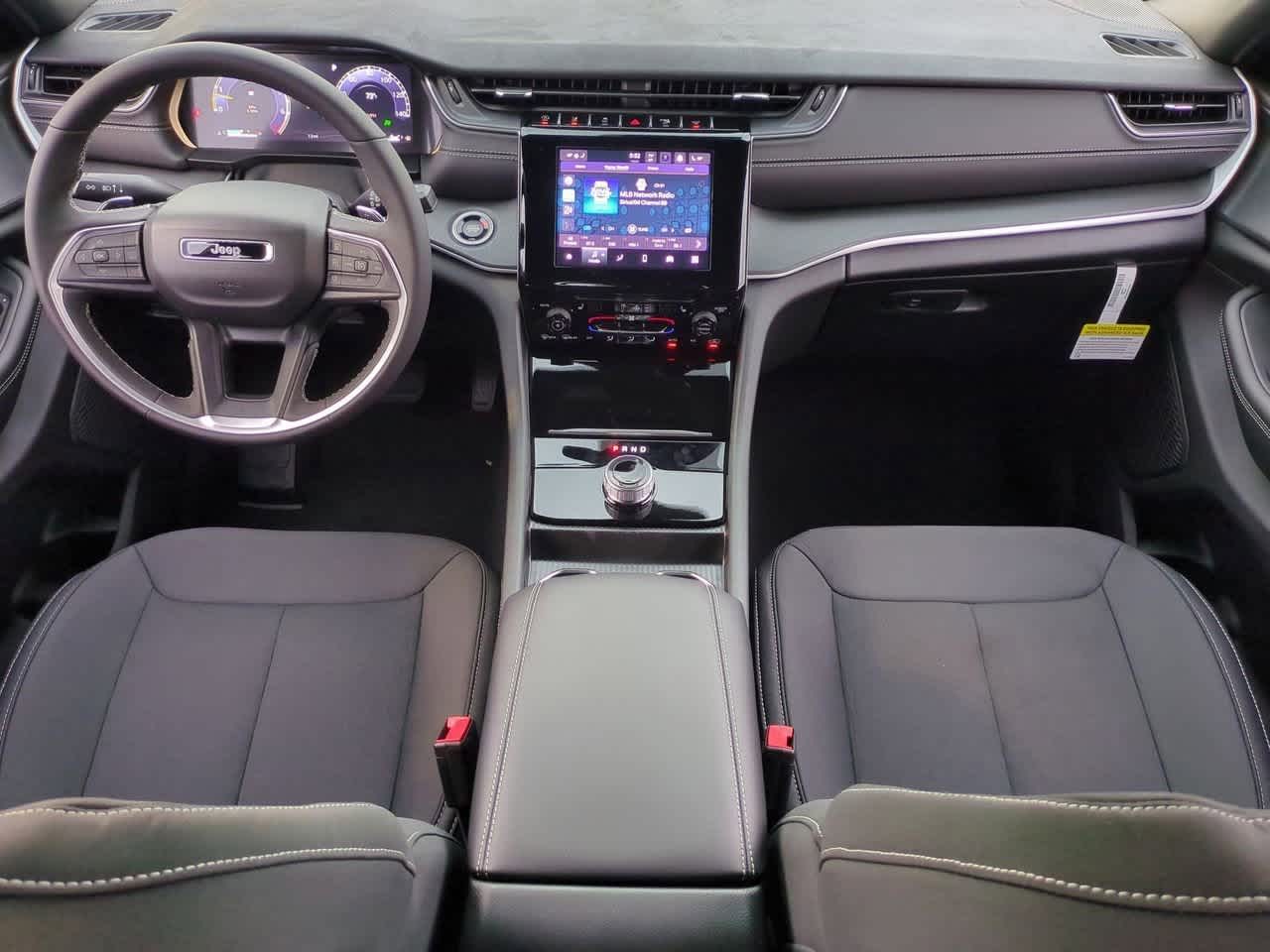 Thumbnail: 2025 Jeep Grand Cherokee - 16