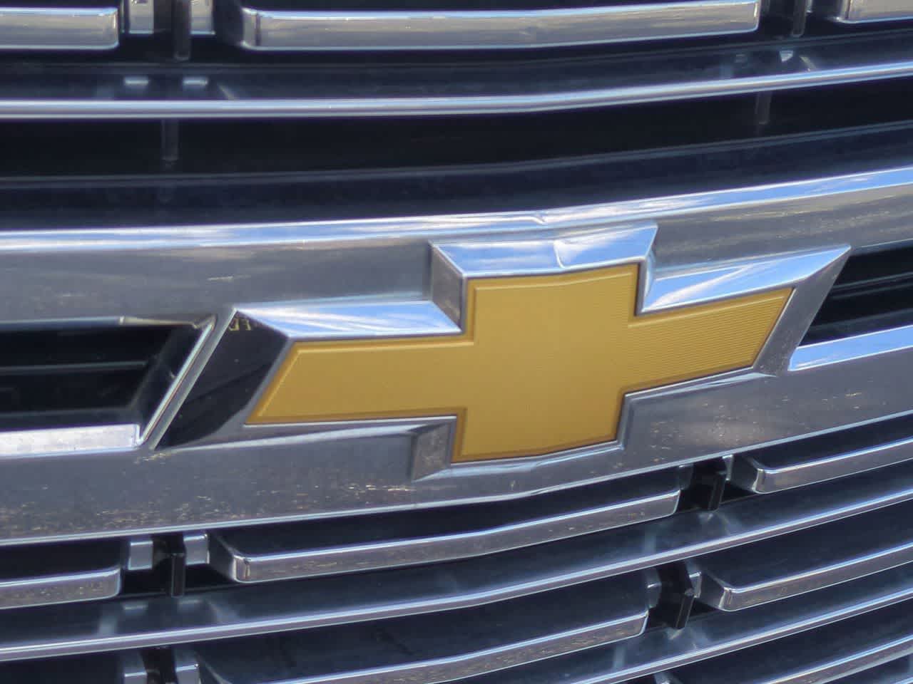 Thumbnail: 2024 Chevrolet Suburban - 12