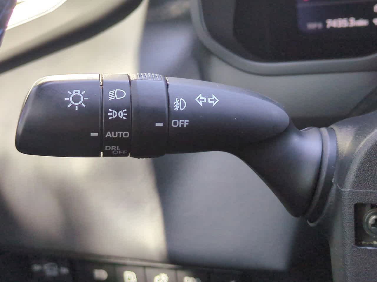 Thumbnail: 2023 Toyota Sequoia - 28