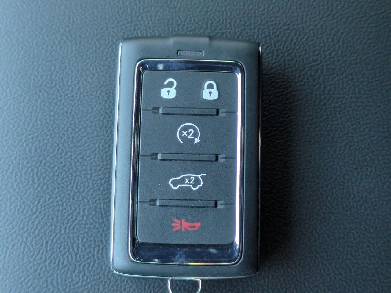 Thumbnail: 2025 Jeep Grand Cherokee - 36