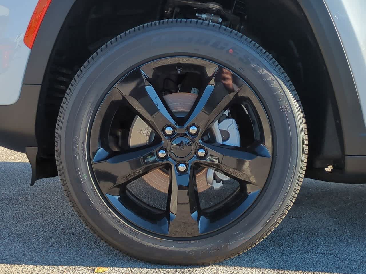 Thumbnail: 2025 Jeep Grand Cherokee - 14