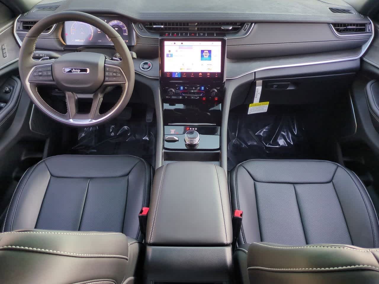 Thumbnail: 2025 Jeep Grand Cherokee - 16