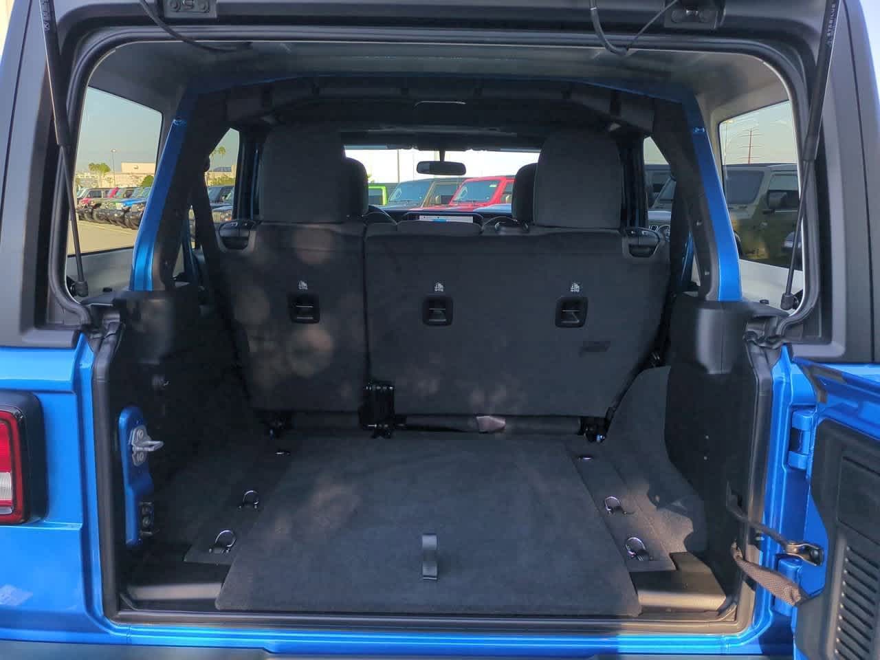 Thumbnail: 2026 Jeep Wrangler - 34