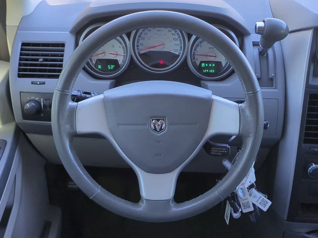 Thumbnail: 2010 Dodge Grand Caravan - 22