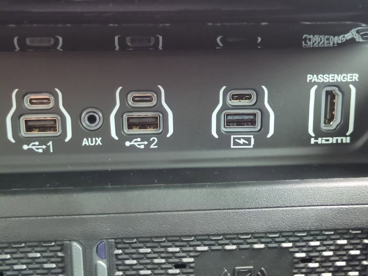 Thumbnail: 2026 RAM 1500 - 33