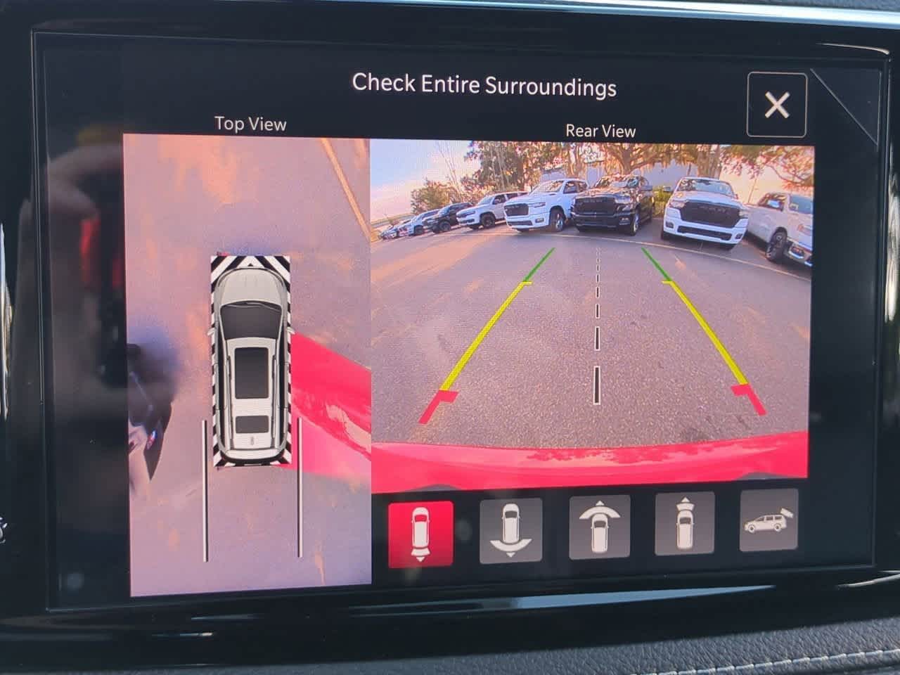 Thumbnail: 2026 Chrysler Pacifica - 30