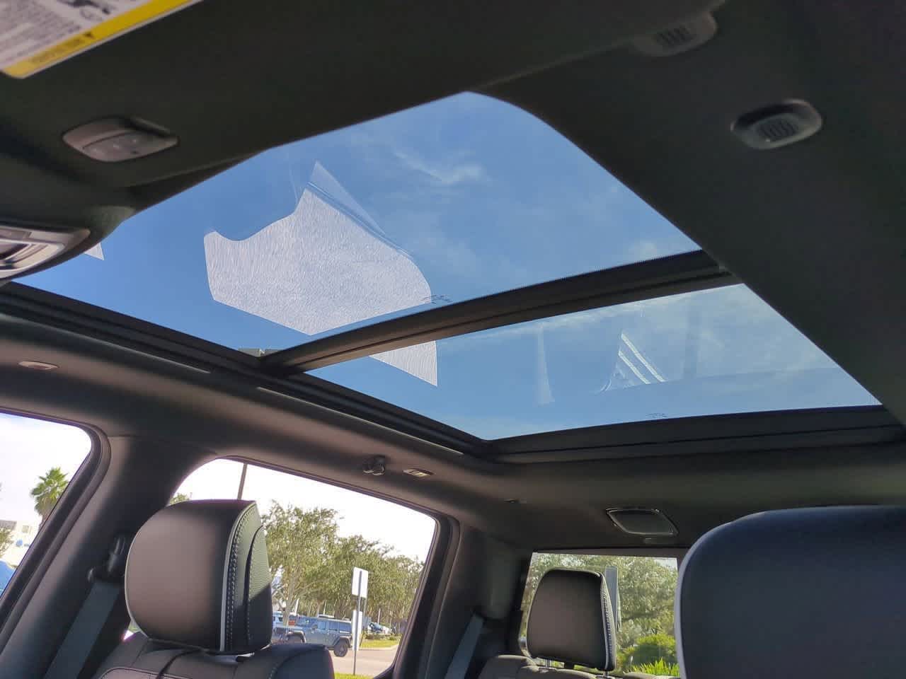 Thumbnail: 2026 RAM 1500 - 20