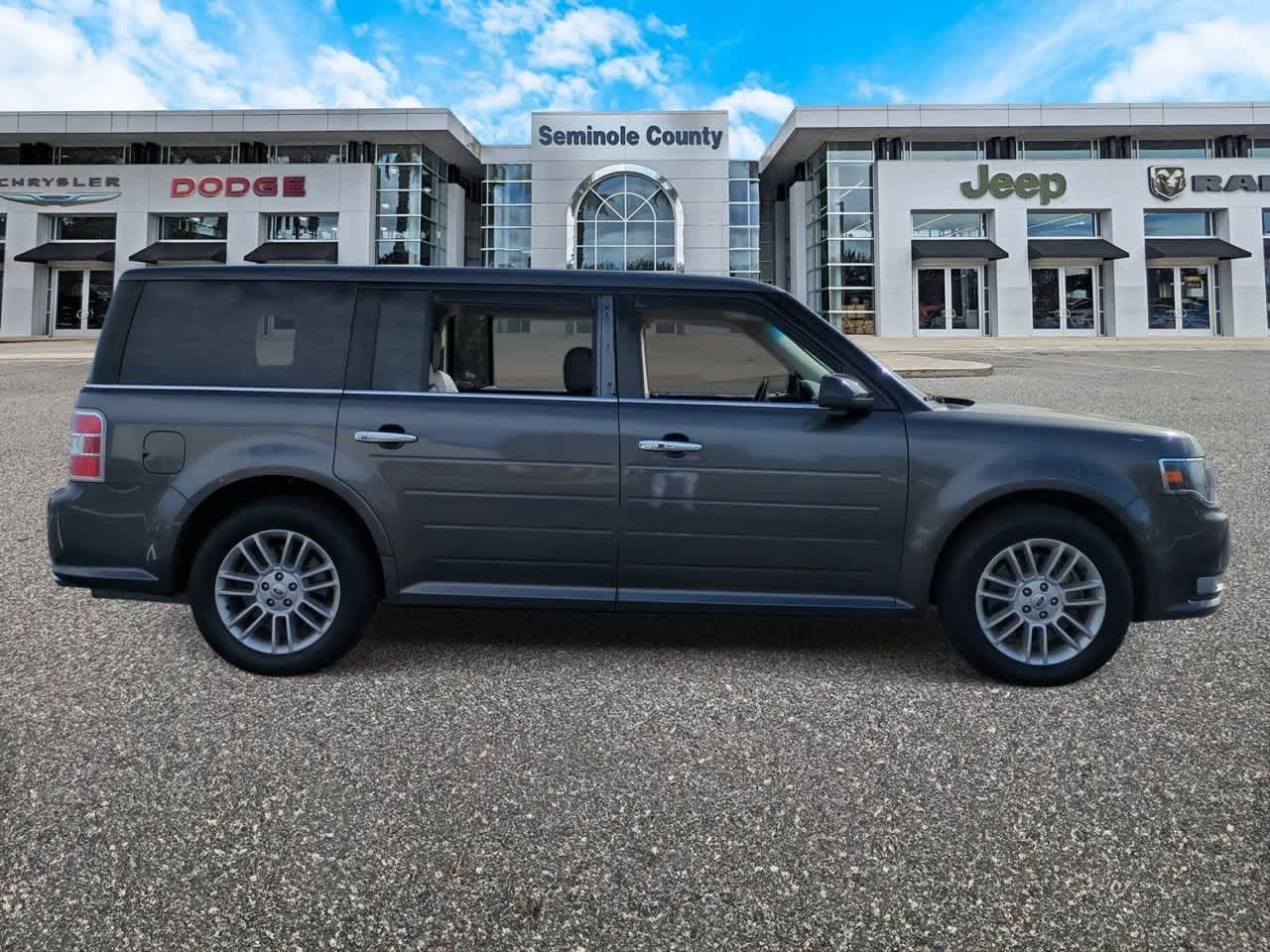 Thumbnail: 2019 Ford Flex - 9