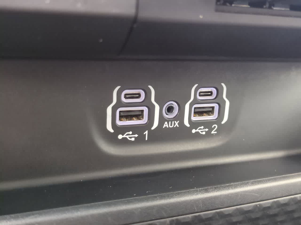 Thumbnail: 2024 RAM 1500 - 32