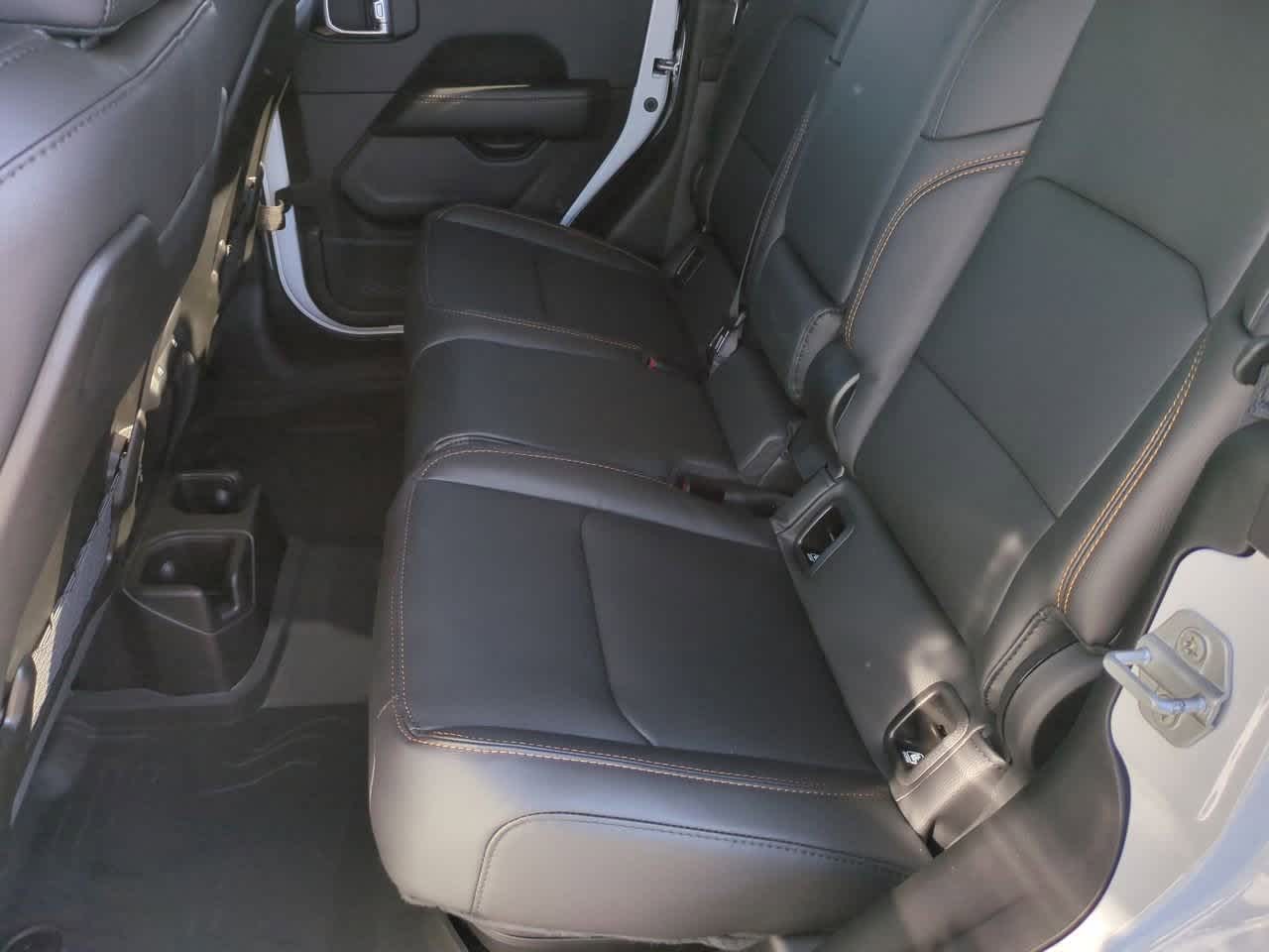 Thumbnail: 2025 Jeep Gladiator - 20