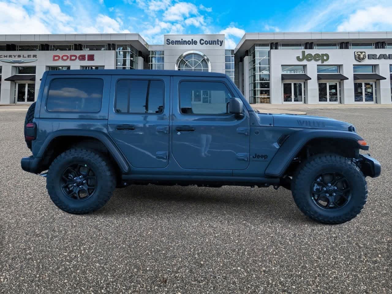 Thumbnail: 2025 Jeep Wrangler - 9