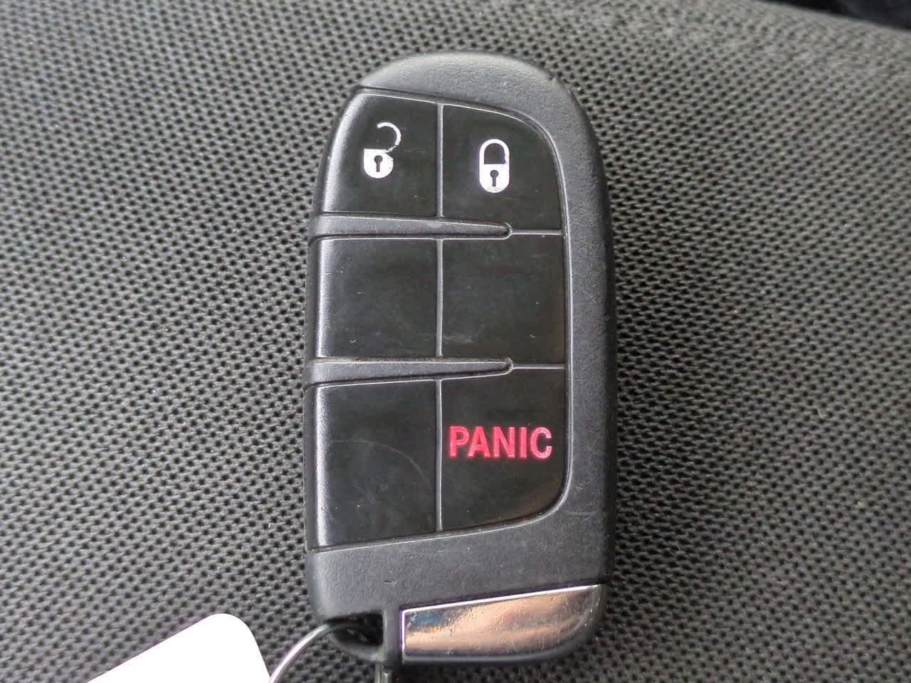 Thumbnail: 2018 Jeep Renegade - 36